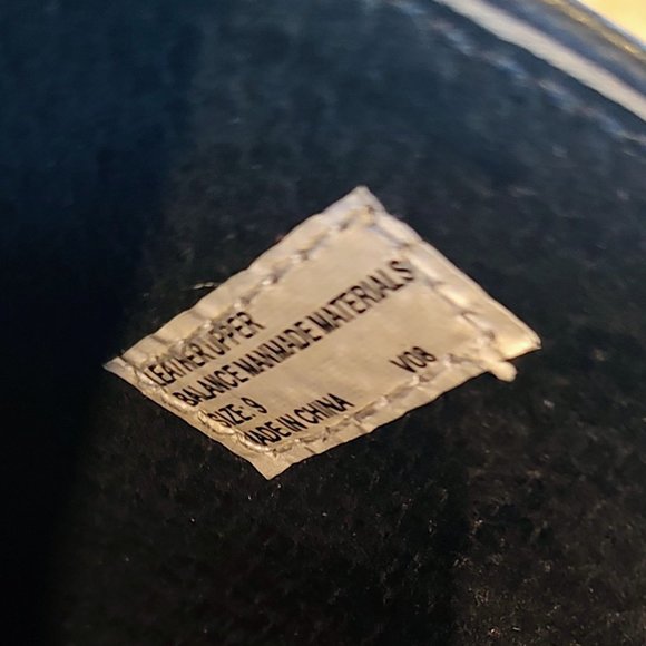 Women's Very Volatile animal print cowhide mules SZ 9 4.5" heel pre-owned. - Picture 16 of 16